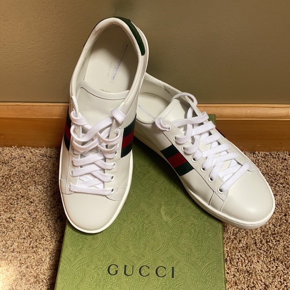 Gucci Ace Leather Sneakers - Picture 7 of 8